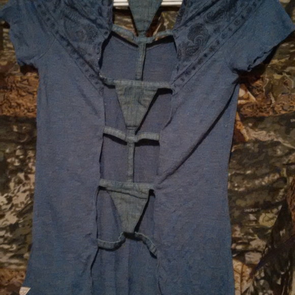 Guess t-shirt - Picture 2 of 2